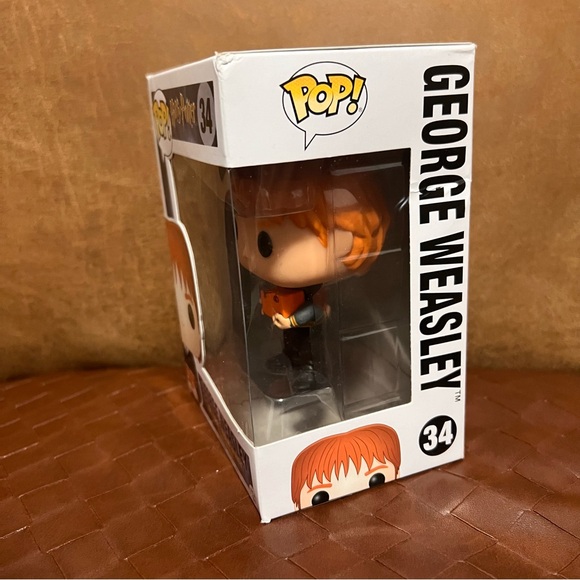 Funko Pop- Harry Potter- George Weasley- 34 - Picture 2 of 3